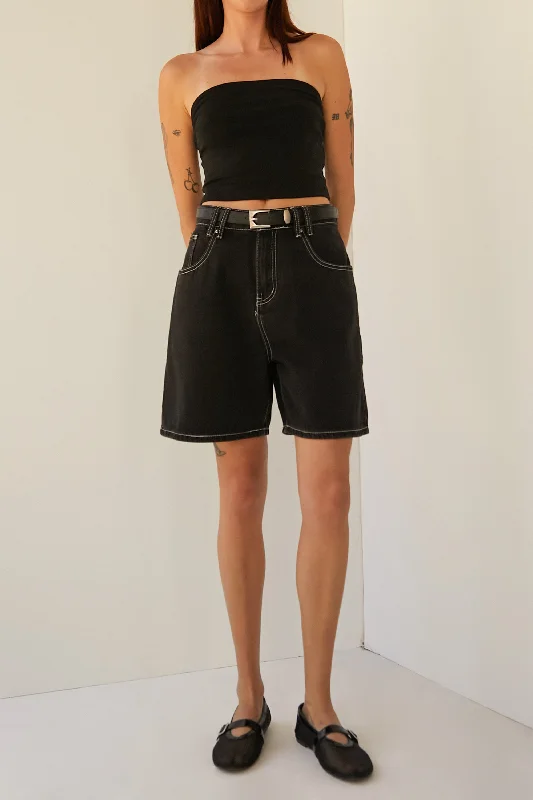 DENIM SHORTS WITH LEATHER BELT